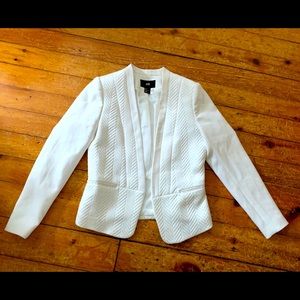 WINTER WHITE H&M BLAZER SIZE 6